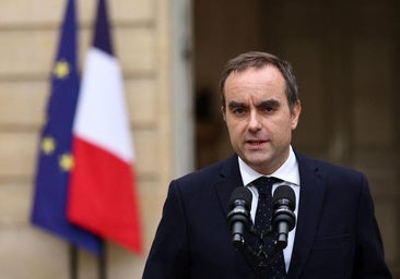El primer ministro francés considera «remota» la posibilidad de disolver el Parlamento