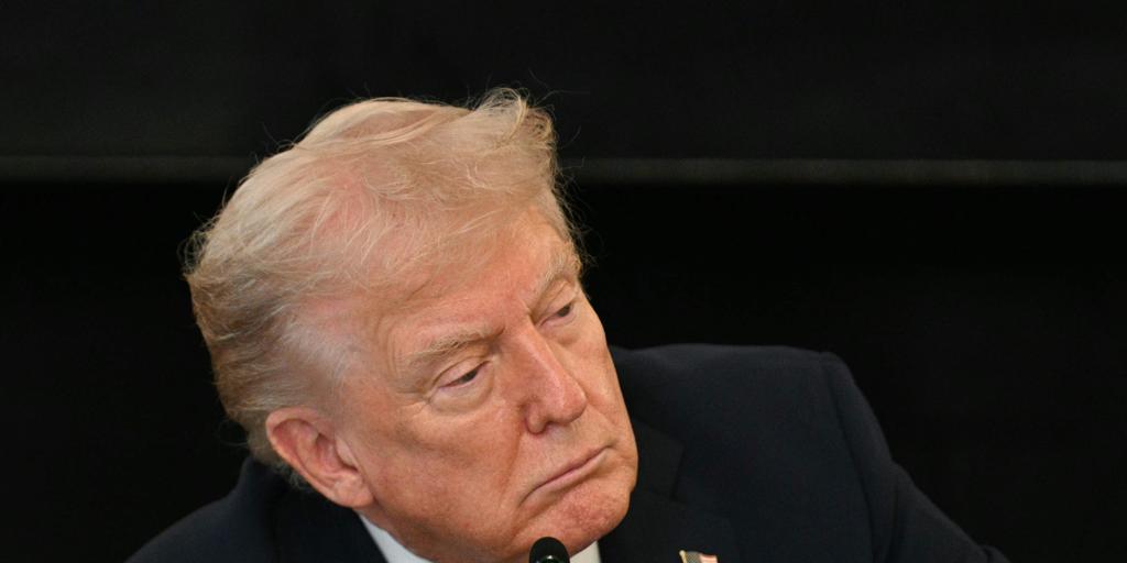 Trump dice que viajará a Oriente Próximo si se firma la paz en Gaza
