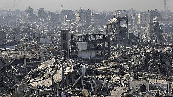 La devastación de dos años de guerra en Gaza, en datos