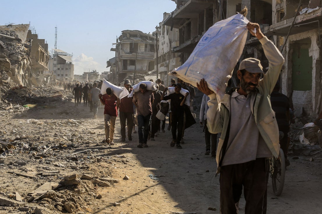 El regreso de los palestinos a Gaza, en imágenes