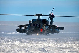 Un muerto y tres heridos al estrellarse un helicóptero en la Patagonia