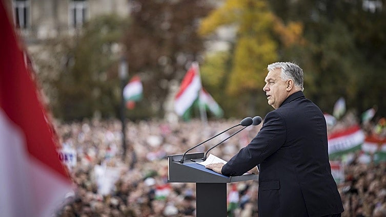 Orbán rechaza la ayuda a Ucrania en el día del orgullo húngaro