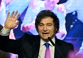 Milei sorprende y se impone en las elecciones legislativas de Argentina con más del 40% de los votos