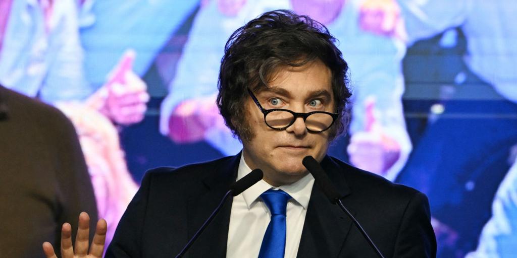 Dimiten el jefe de Gabinete y el ministro del Interior del Gobierno argentino de Javier Milei