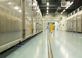 Irán anuncia la construcción de ocho nuevas plantas nucleares con ayuda de Rusia