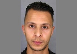 Detenidas en Francia tres personas por entregar un USB al único yihadista vivo de los atentados en Bataclan