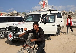 El Ejército israelí recibe el cuerpo de uno de los últimos cuatro rehenes de Gaza