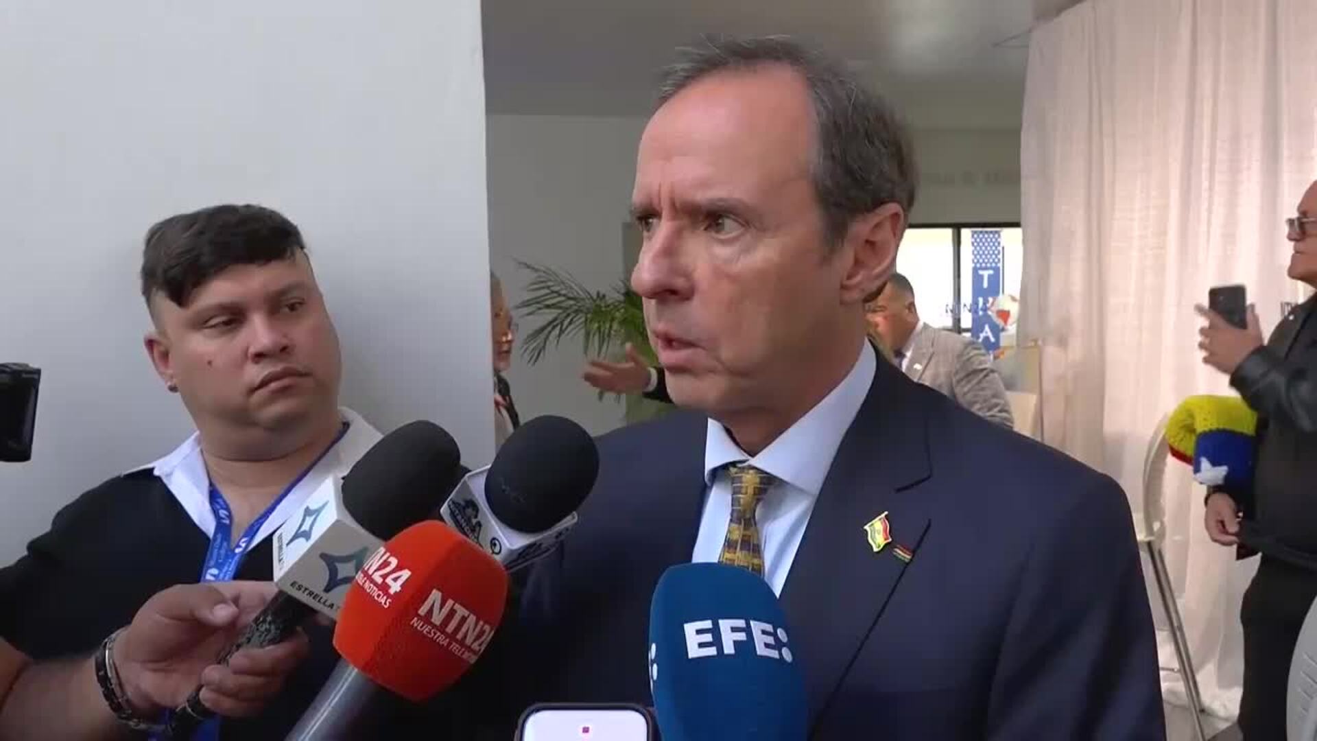 Expresidente Tuto Quiroga: &quot;Lo de Maduro fue robo, se debe reconocer la voluntad popular soberana&quot;
