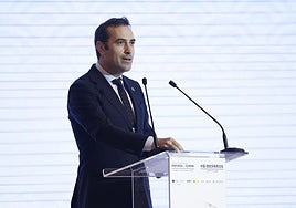 Bruselas mejora las previsiones de PIB y déficit de España para 2025 y 2026