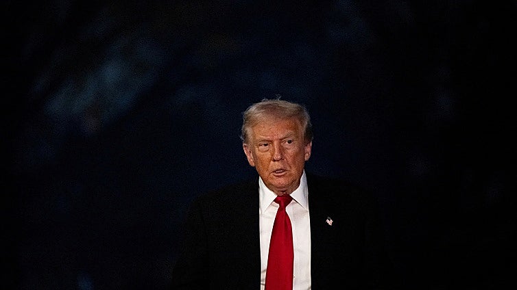 Trump impulsa en secreto sus planes de defensa y de minerales críticos para Groenlandia