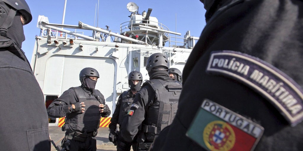 Portugal detiene a militares y un policía por integrar una red que explotaba a inmigrantes