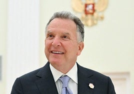 El negociador jefe de EE.UU. asumió las exigencias de Rusia y asesoró a Moscú sobre cómo convencer a Trump