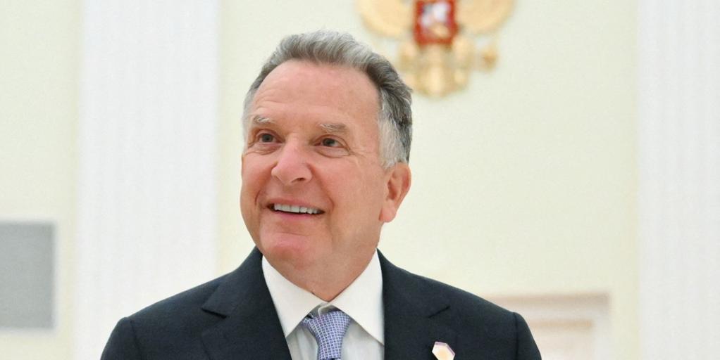 El negociador jefe de EE.UU. asumió las exigencias de Rusia y asesoró a Moscú sobre cómo convencer a Trump