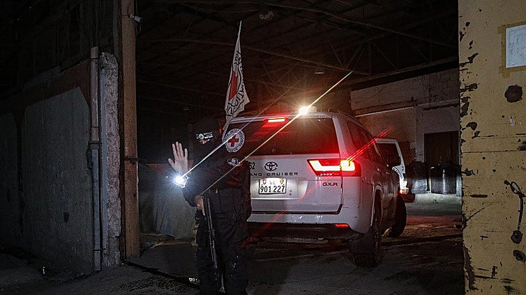 Hamás entrega el cuerpo de uno de los dos últimos rehenes fallecidos en la Franja de Gaza