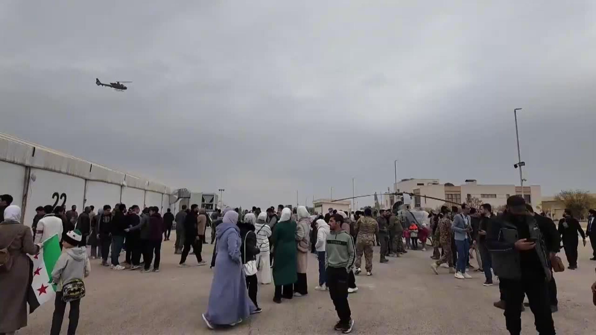 Siria exhibe el equipo militar usado en la ofensiva que puso fin al régimen de Al Asad