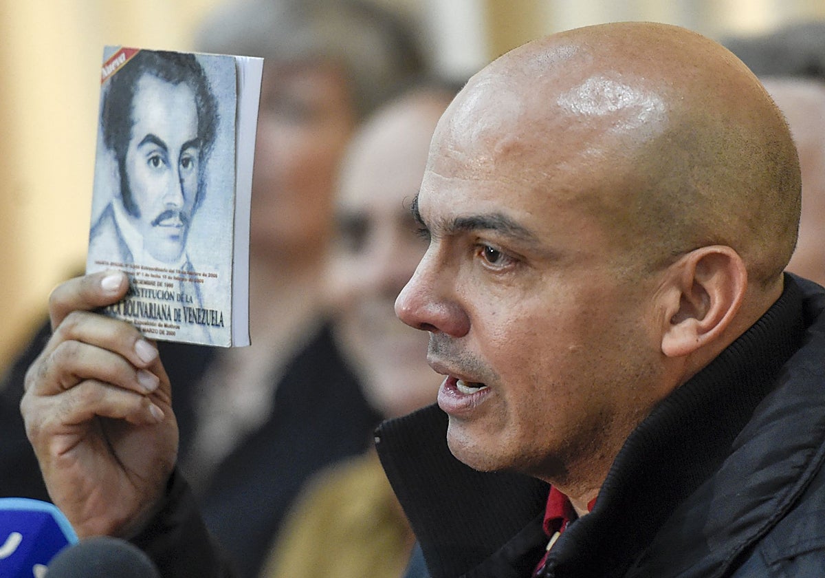 El general Clíver Alcalá