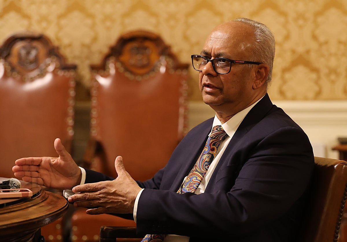 Albert Ramdin: «Le he dicho a Maduro que tiene un claro problema de ...