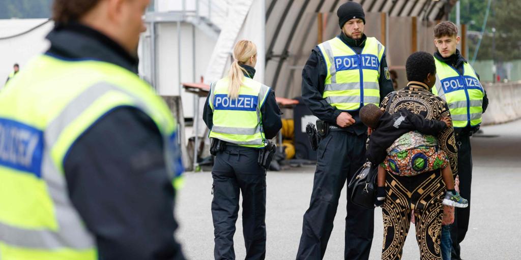 Alemania otorga hasta 4.000 euros por familia que se autodeporte para reducir las solicitudes de asilo