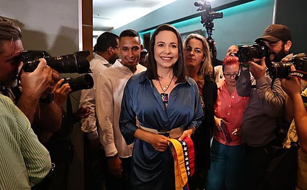 María Corina Machado durante su inscripción como candidata a las primarias