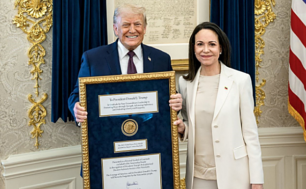 Machado le entregó a Trump la medalla del Nobel de la Paz en su visita a la Casa Blanca en enero de 2026.