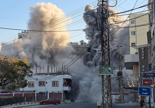 Un ataque israelí impacta en la ciudad libanesa de Tiro