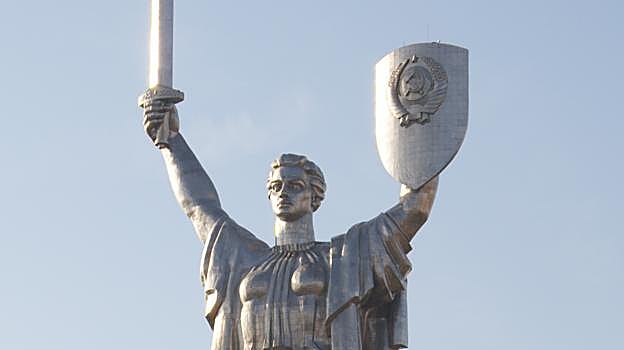 Imagen antes - Kiev 2022-2026: viaje a una ciudad atrapada por la guerra