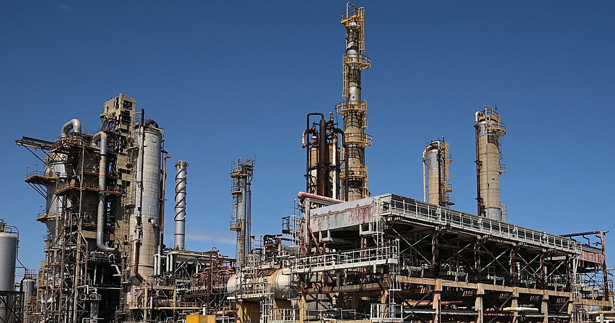 Cómo Trump interviene la caja del petróleo venezolano