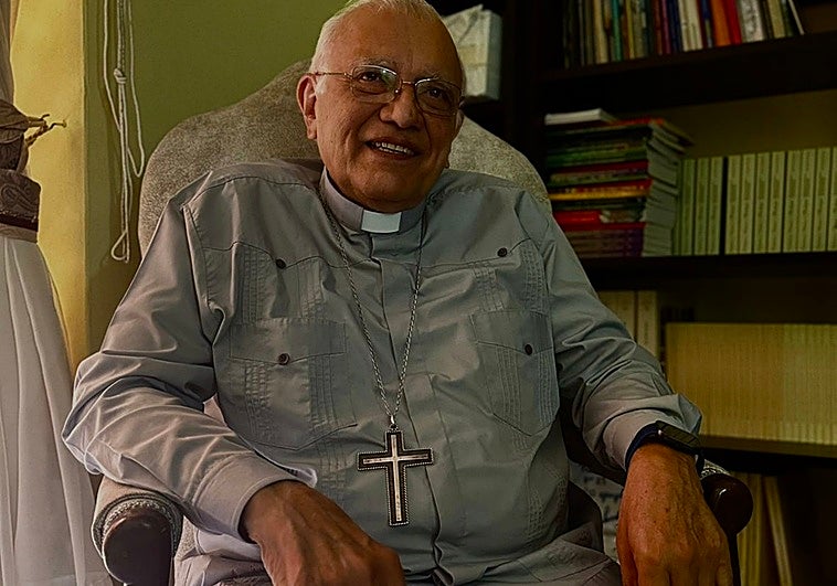 El cardenal Baltazar Porras, en la parroquia del este de Caracas donde vive desde que dejó la Archidiócesis.