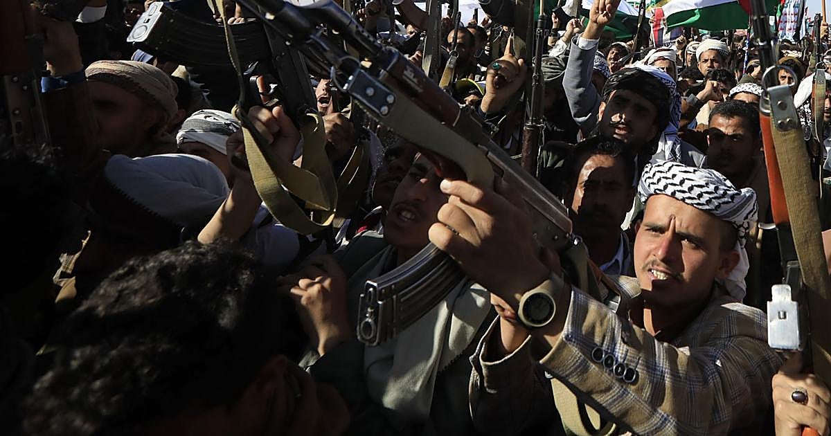 Los hutíes de Yemen se suman a la guerra y lanzan un primer ataque contra Israel
