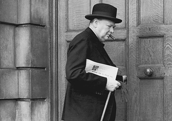 Churchill ordenó en 1914 a la Royal Navy que iniciara hostilidades contra Turquía cuando bloqueó el mar Negro.