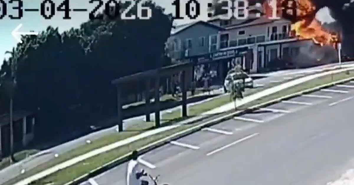 Un avión monomotor se estrella contra un restaurante en Brasil y deja cuatro muertos