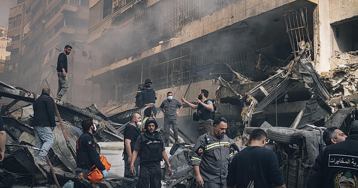 Irán bloquea el Estrecho y acusa a Israel de violar la tregua con sus ataques sobre el Líbano