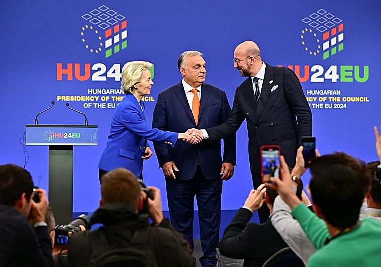 Urne électorale hongroise