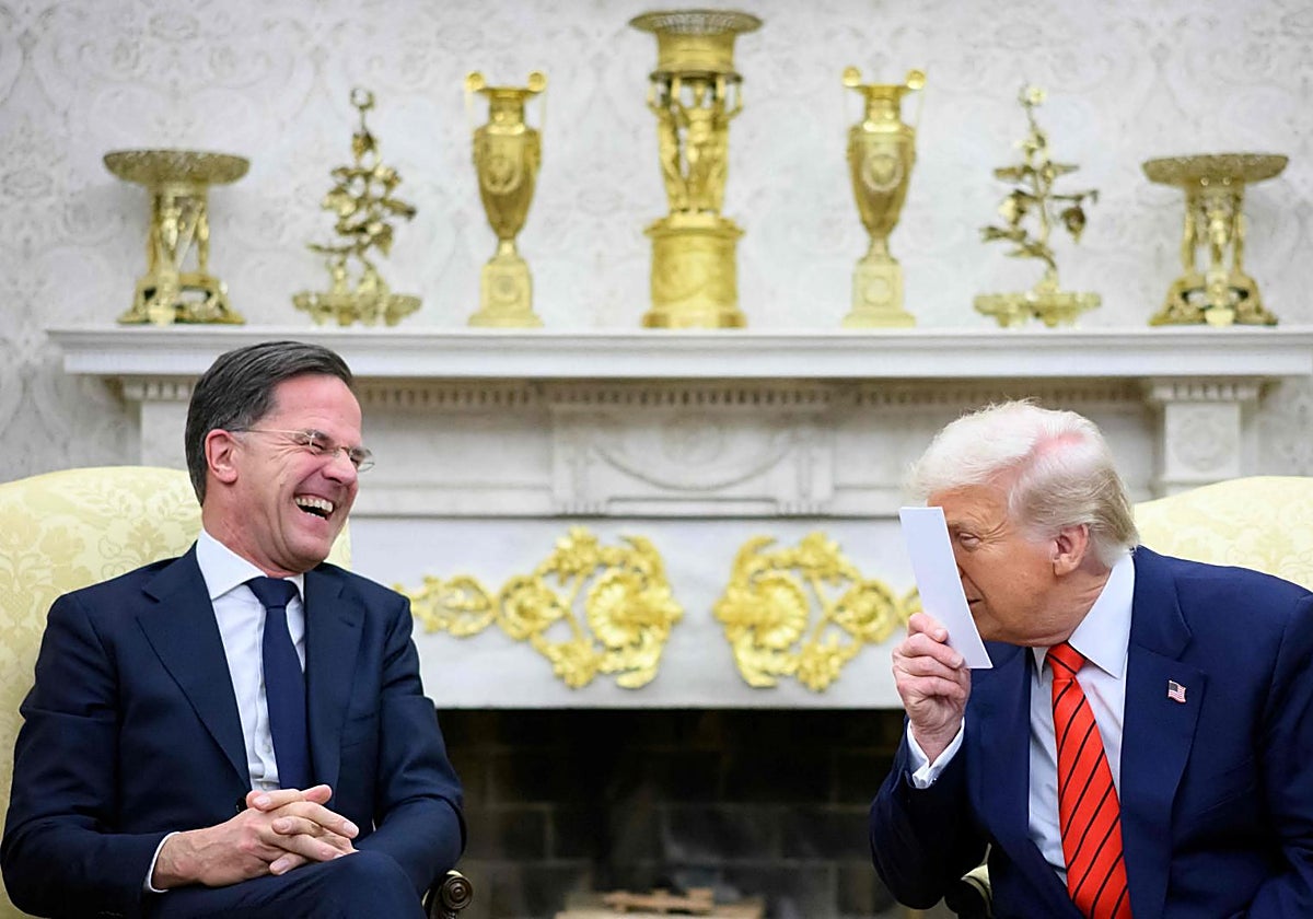 Rutte, el especialista en aplacar a Trump a base de alabanzas sin fin