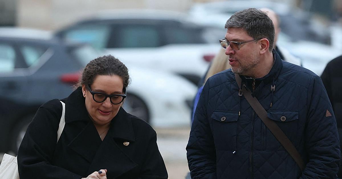 Condenan por acoso a la profesora de Evaëlle, la alumna de once años que se suicidó en Francia