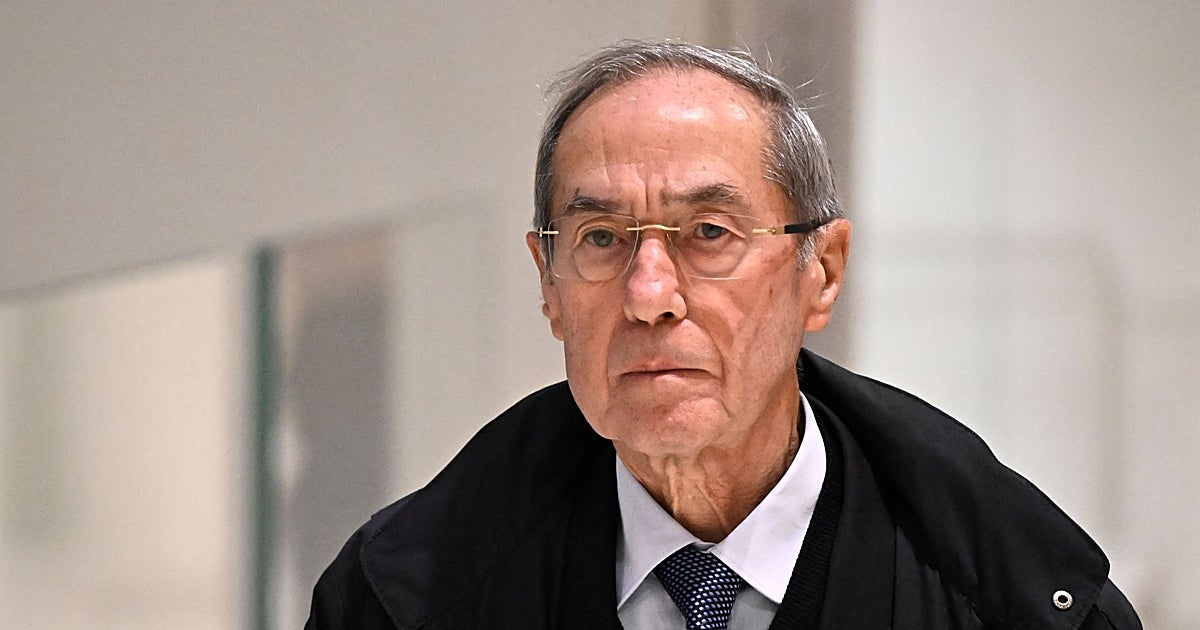 El exnúmero dos de Sarkozy contradice la estrategia de defensa del expresidente