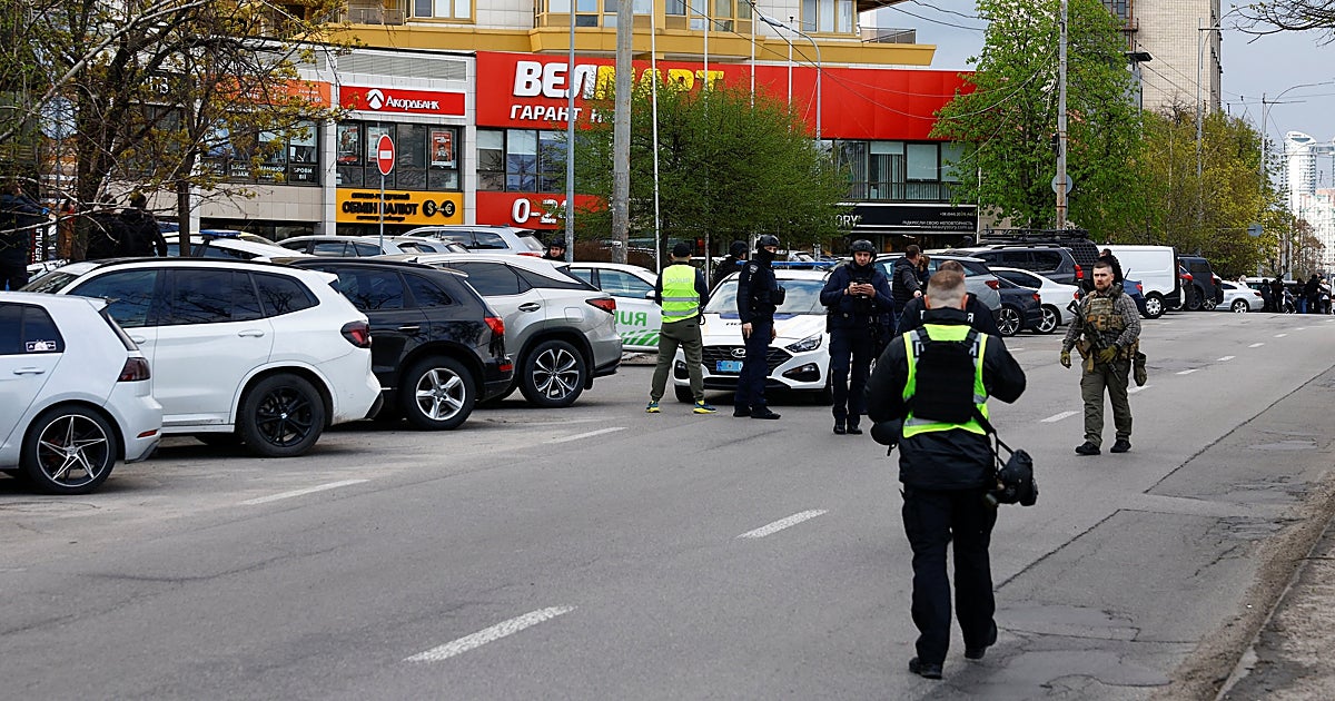 Al menos dos muertos y cinco heridos en un tiroteo en un supermercado de Kiev