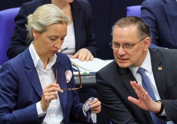 La nueva normalidad política de Alemania: la extrema derecha le sigue comiendo terreno a los conservadores