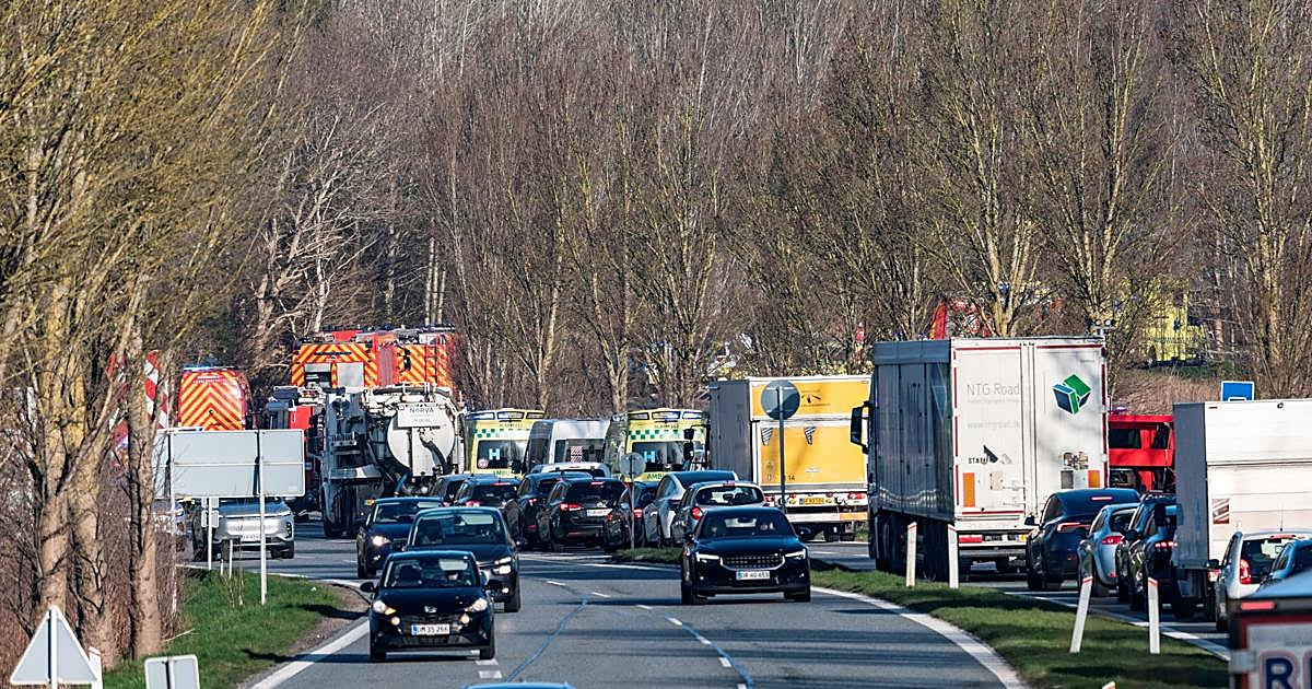 Varias personas resultan heridas por el choque frontal de dos trenes en Dinamarca