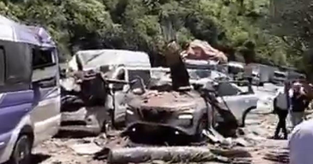 Al menos 7 muertos y 17 heridos en un atentado terrorista en Colombia