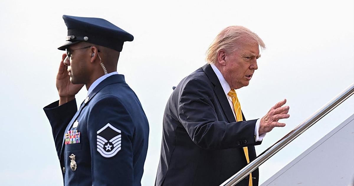 Trump anuncia que EE.UU. escoltará barcos fuera del estrecho de Ormuz