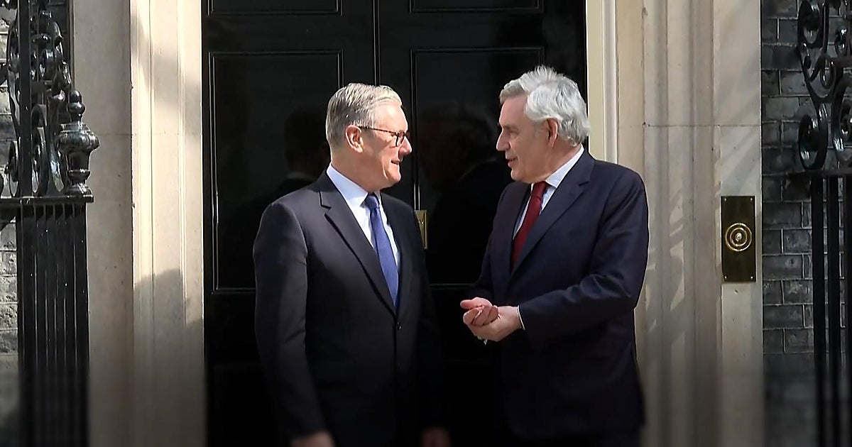 Starmer recurre al ex primer ministro Gordon Brown para reflotar al laborismo