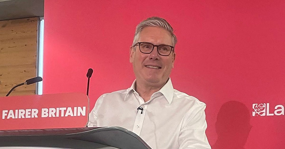 Starmer promete devolver al Reino Unido «al corazón de Europa» en un intento de frenar la crisis que amenaza su liderazgo