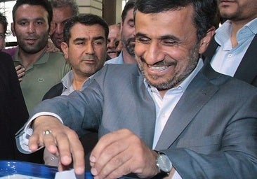 EE.UU. e Israel intentaron devolver a Ahmadinejad al poder en Irán al comienzo de la guerra