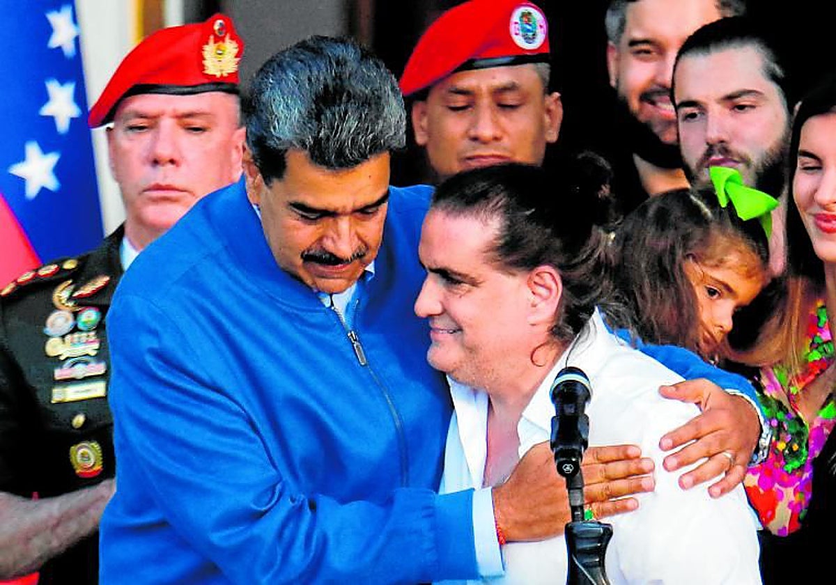 Tras ser indultado por EE.UU. en 2023, Maduro recibió a su testaferro, Alex Saab, ahora deportado a Miami.