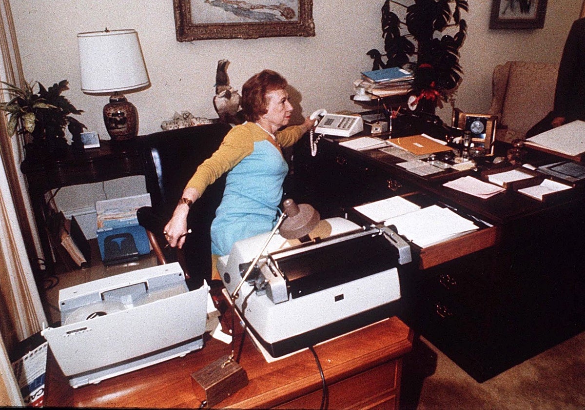 La secretaria del entonces presidente estadounidense Richard Nixon, Rose Mary Woods.