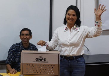 Perú, a la espera de conocer quién será su noveno presidente en una década