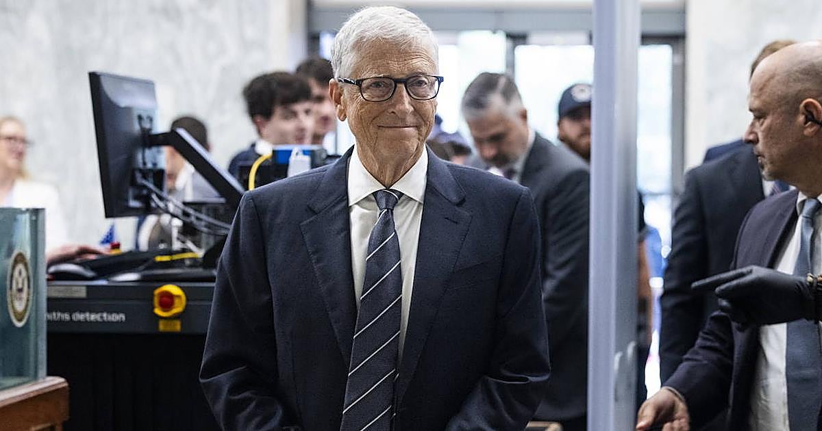 Bill Gates comparece ante el Congreso de EE.UU. por sus vínc