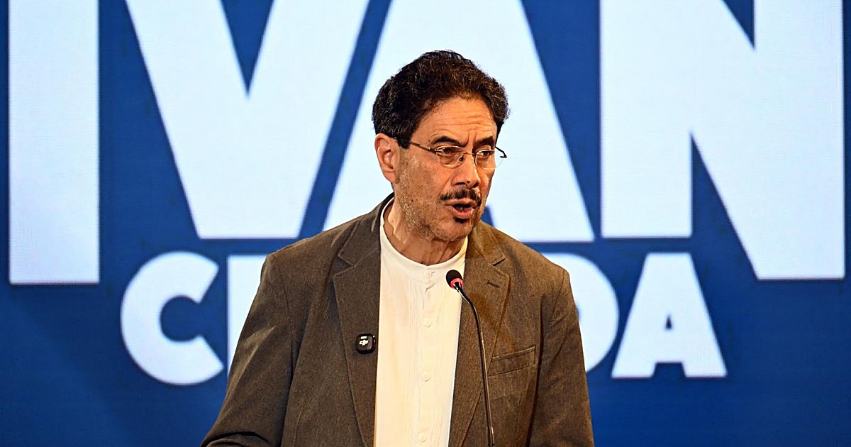 El izquierdista Cepeda denuncia penalmente a De la Espriella