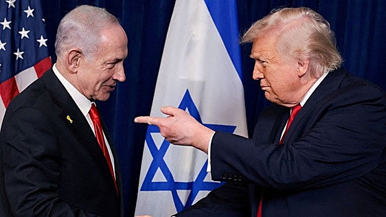 Benjamin Netanyahu junto a Donald Trump.